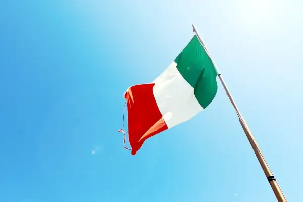 Как получить ВНЖ Италии?