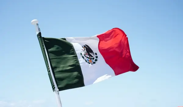Получение ВНЖ Мексики